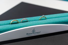 Fotogalerie von Juwelier Baumgartl - Ausgewählte Schmuckstücke vor Ort für Sie in Borna, Altenburg, Zeitz, Merseburg, Meerane und Weißenfels und in unserem Online Shop